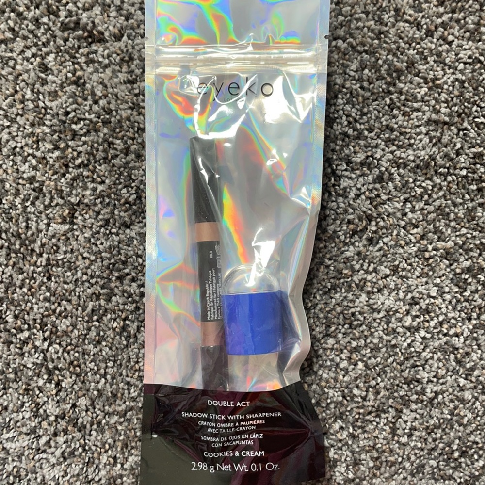 Eyeko Doubke Act shadow stick with sharpener